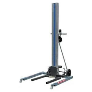 CARRETILLA ELEVADORA MANUAL DE ALUMINIO. Altura máxima 3.35 metros y Capacidad 135 kilos.